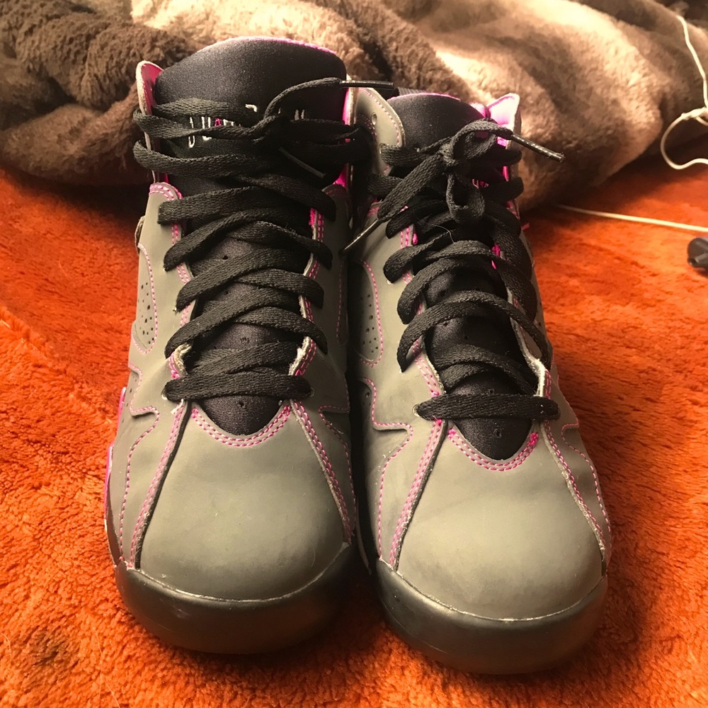 Jordan 7 Valentine’s Day